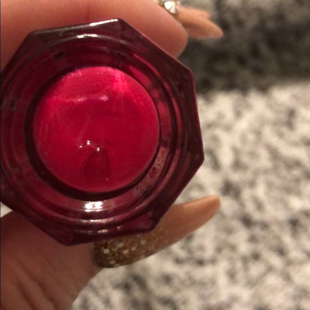 Fenty Unlocked Stunna Lip Paint - Picture 2 of 2